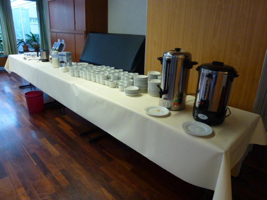 Hotel Wetterau - Self-Check-In Wölfersheim Esterno foto