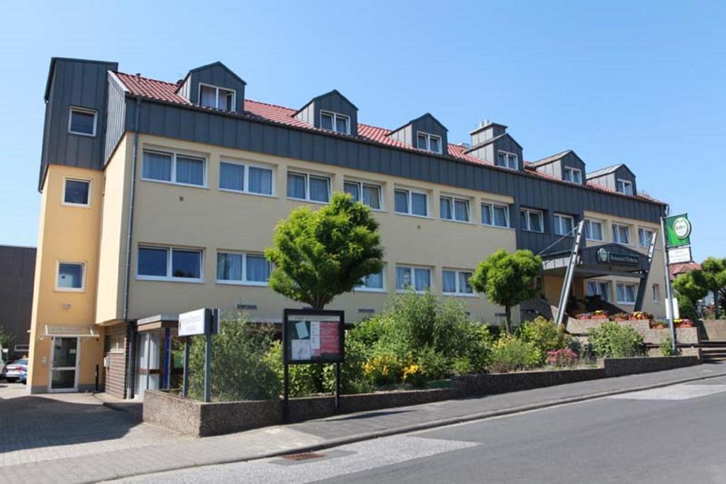 Hotel Wetterau - Self-Check-In Wölfersheim Esterno foto